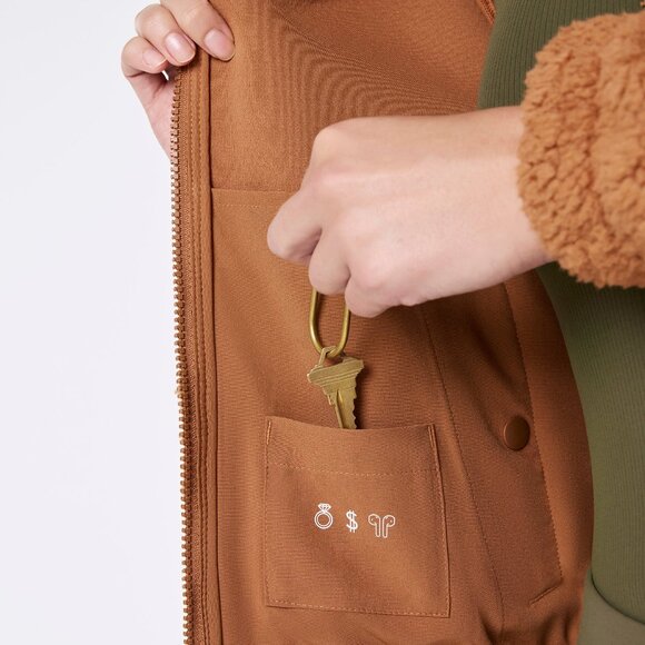 Figs On-Shift High Pile Fleece Bomber Jacket in Mocha, Size Medium - Picture 5 of 12